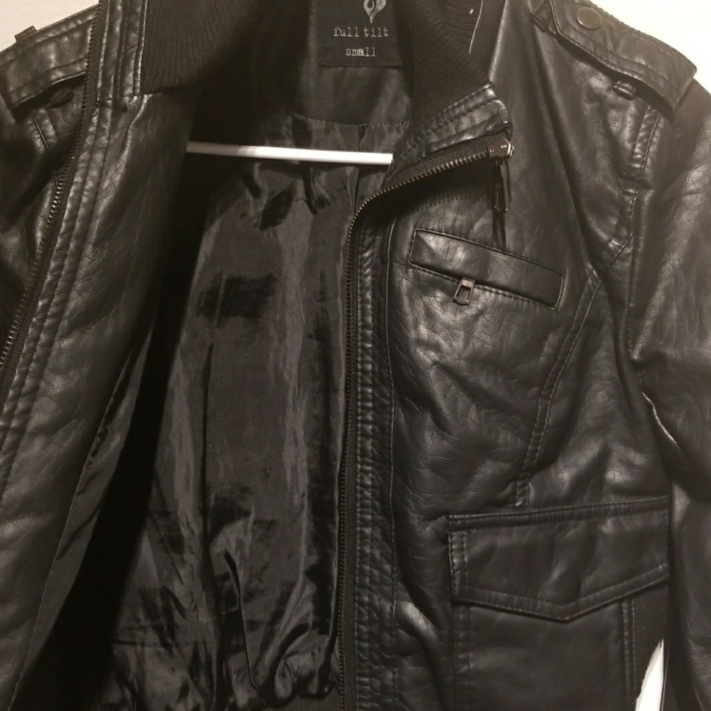 Jacket - Picture 3 of 5